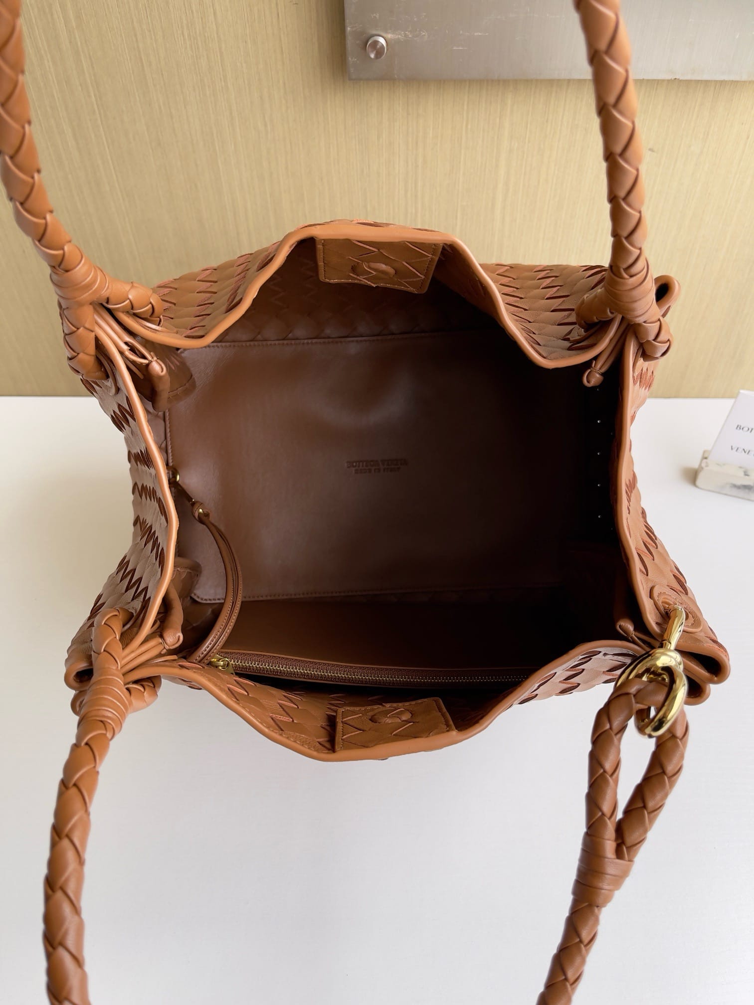 Parachute 30cm Bottega Veneta 796571.2