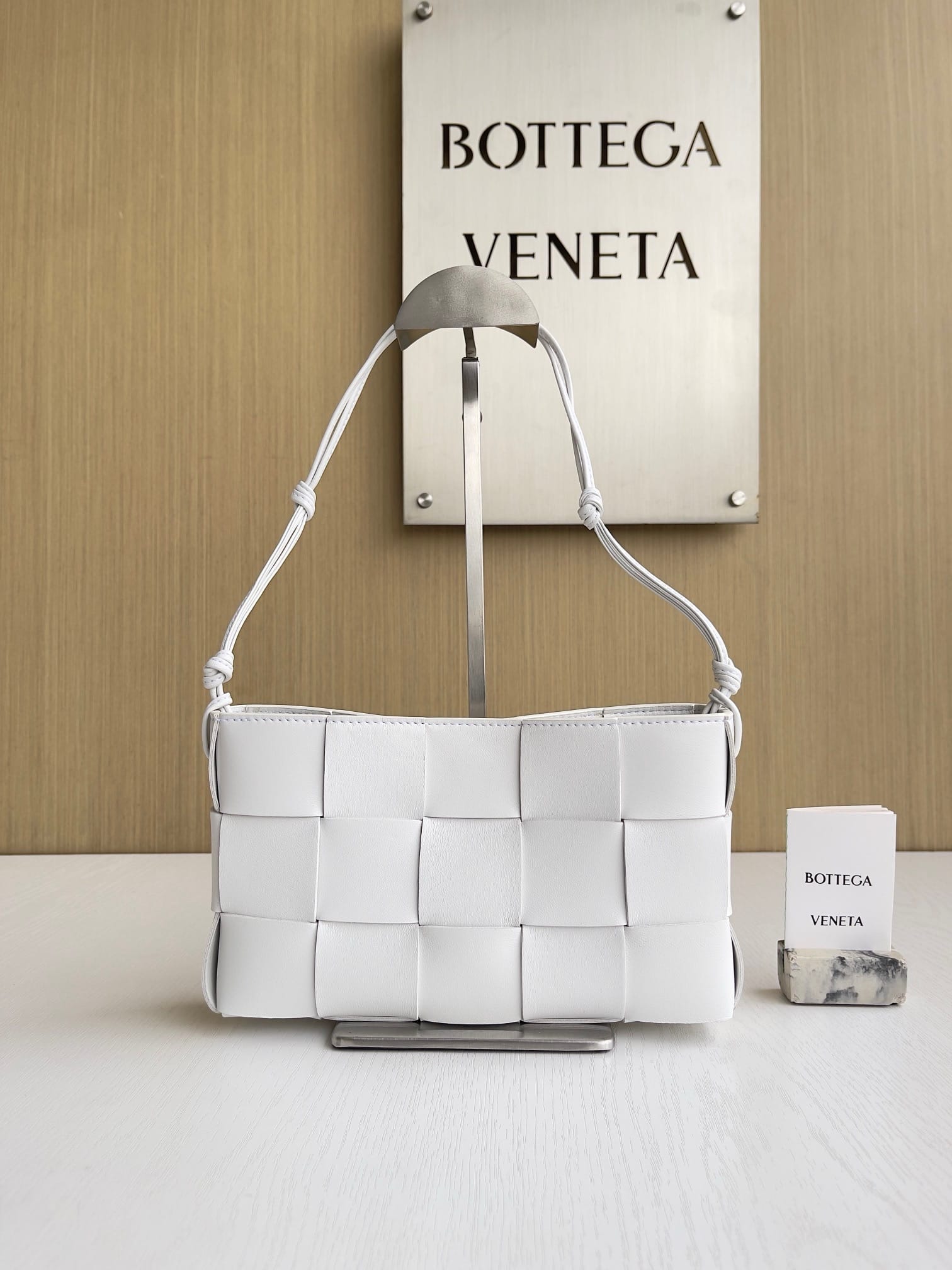 Cassette Pouch On Strap Bottega Veneta 730543.2