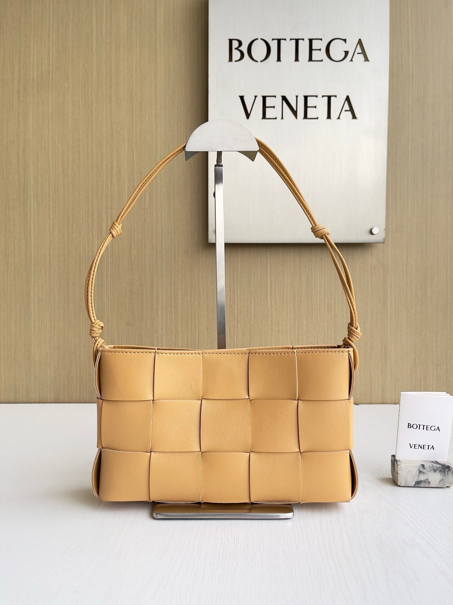 Cassette Pouch On Strap Bottega Veneta 730543.8