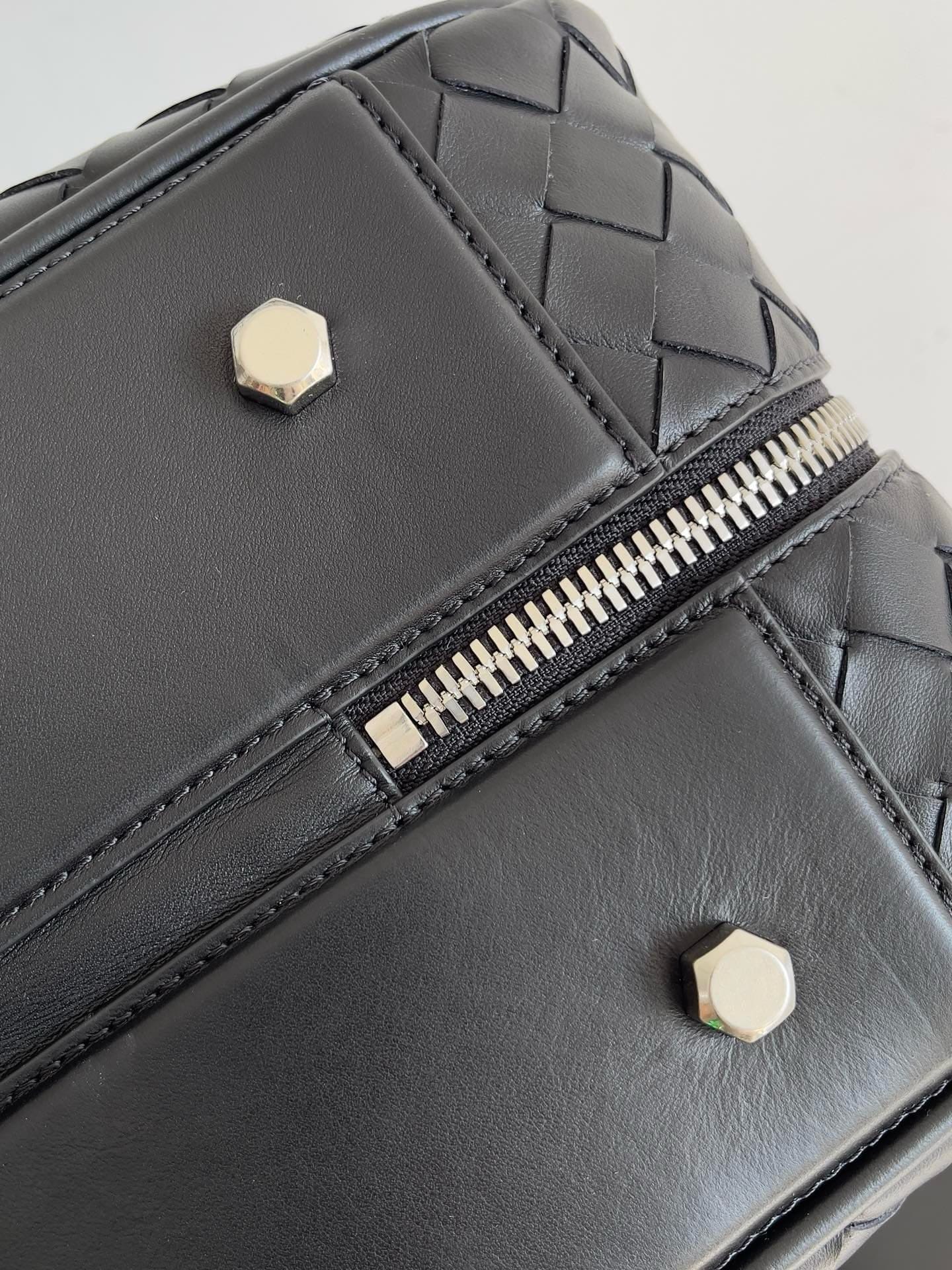 Getaway Large Weekender Bottega Veneta 765620.1