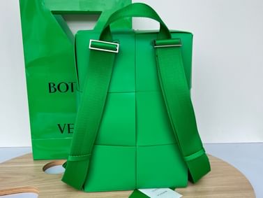 Arco Bottega Veneta 680092.2