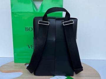Arco Bottega Veneta 680092.3