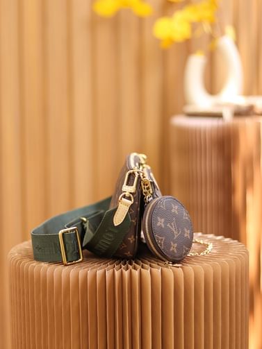 Multi Pochette Louis Vuitton M44813