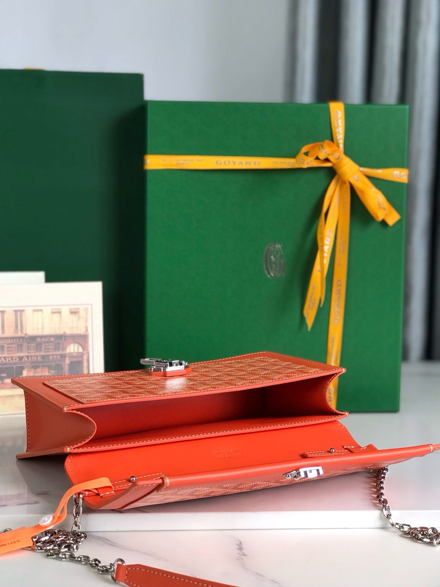 Duchesse Marie-Caroline Goyard 20241