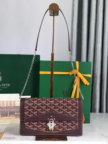 Duchesse Marie-Caroline Goyard 20241.3