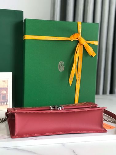 Duchesse Marie-Caroline Goyard 20241.4