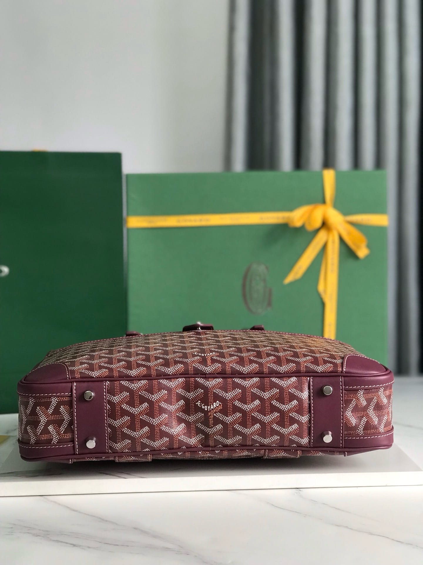 Ambassad message bag Goyard 20288.4
