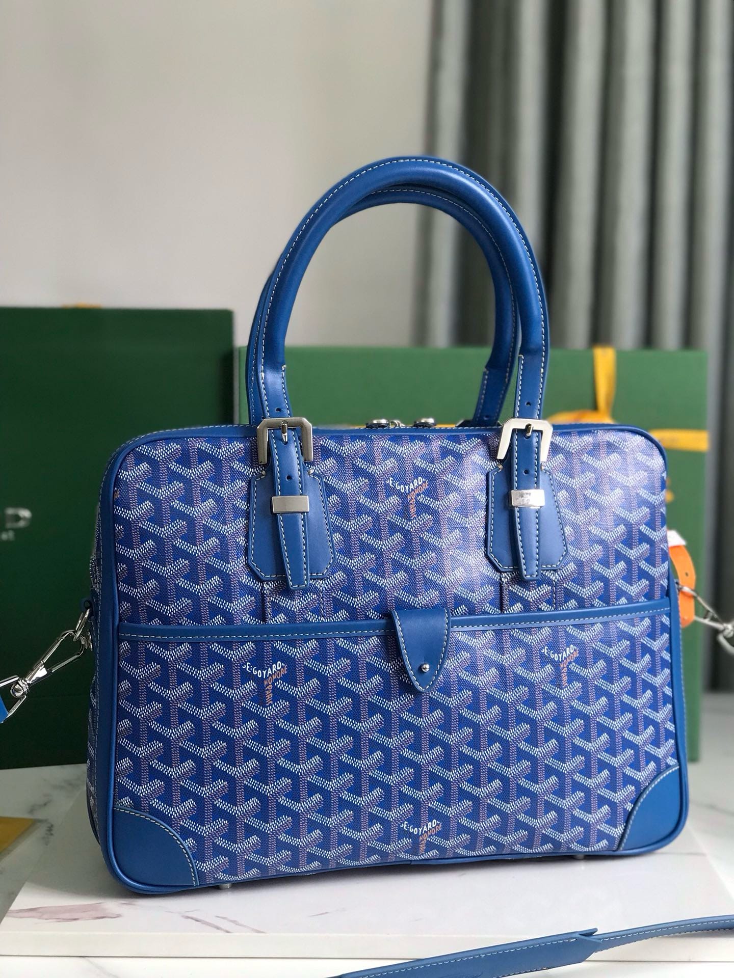 Ambassad message bag Goyard 20288.6