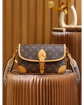 Diane Louis Vuitton M45985