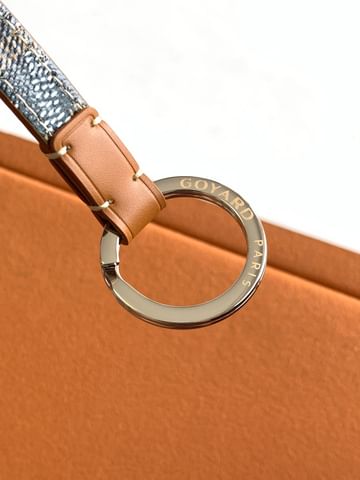 Sesame Goyard 8515.1