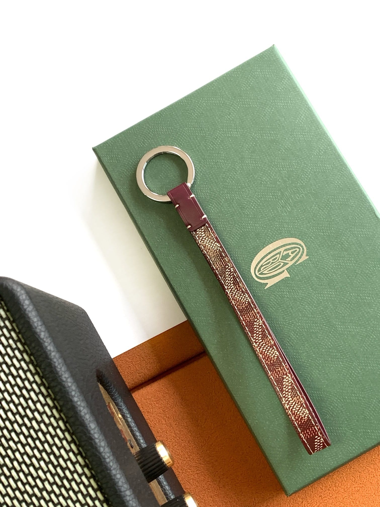 Sesame Goyard 8515.5