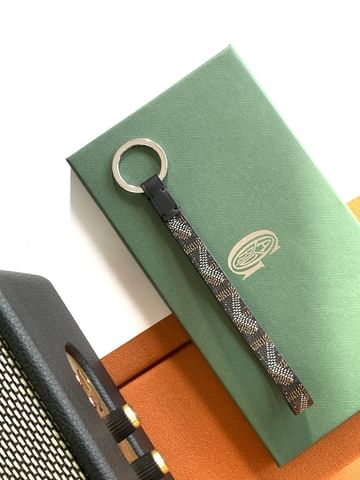 Sesame Goyard 8515.6