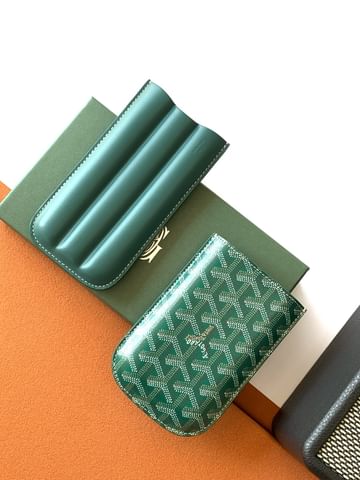 Churchill Goyard 8513