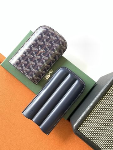 Churchill Goyard 8513.2A