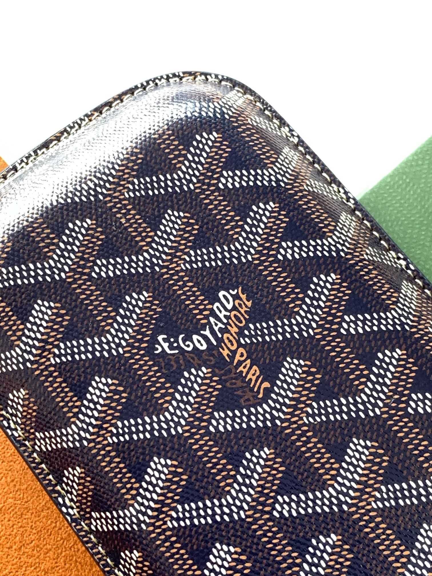 Churchill Goyard 8513.2A