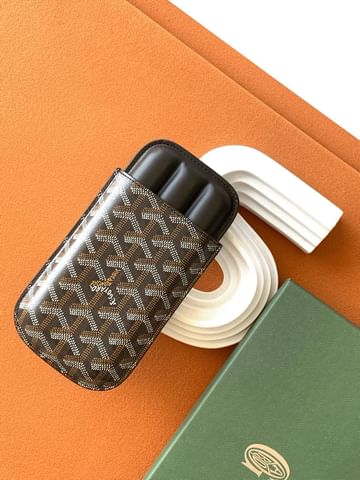 Churchill Goyard 8513.4