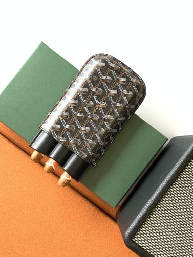 Churchill Goyard 8513.4