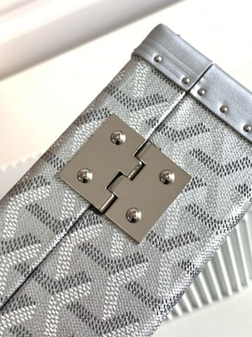 Шкатулка для ювелирных изделий Goyard 8113