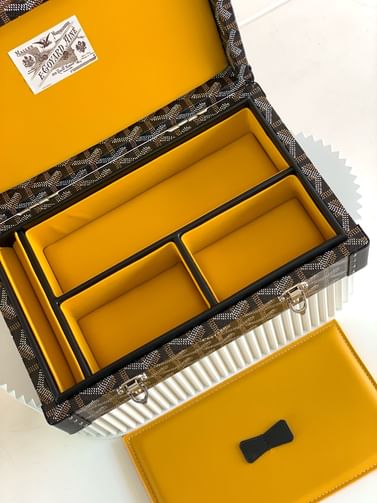 Шкатулка для ювелирных изделий Goyard 8113.6