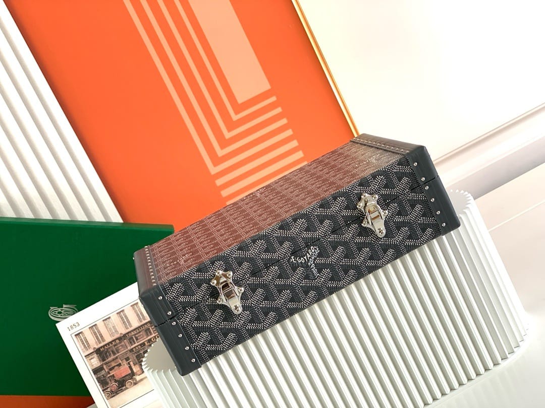 Шкатулка для ювелирных изделий Goyard 8113.2