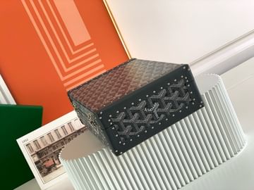 Шкатулка для ювелирных изделий Goyard 8113.2