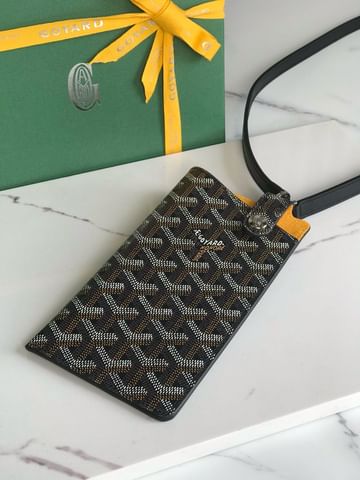 MontMartre GM Goyard 5