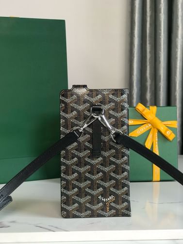 MontMartre GM Goyard 5