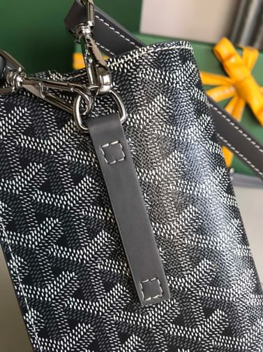 MontMartre GM Goyard 7