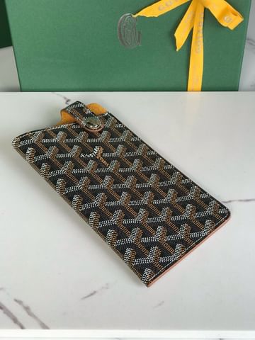 MontMartre GM Goyard 10