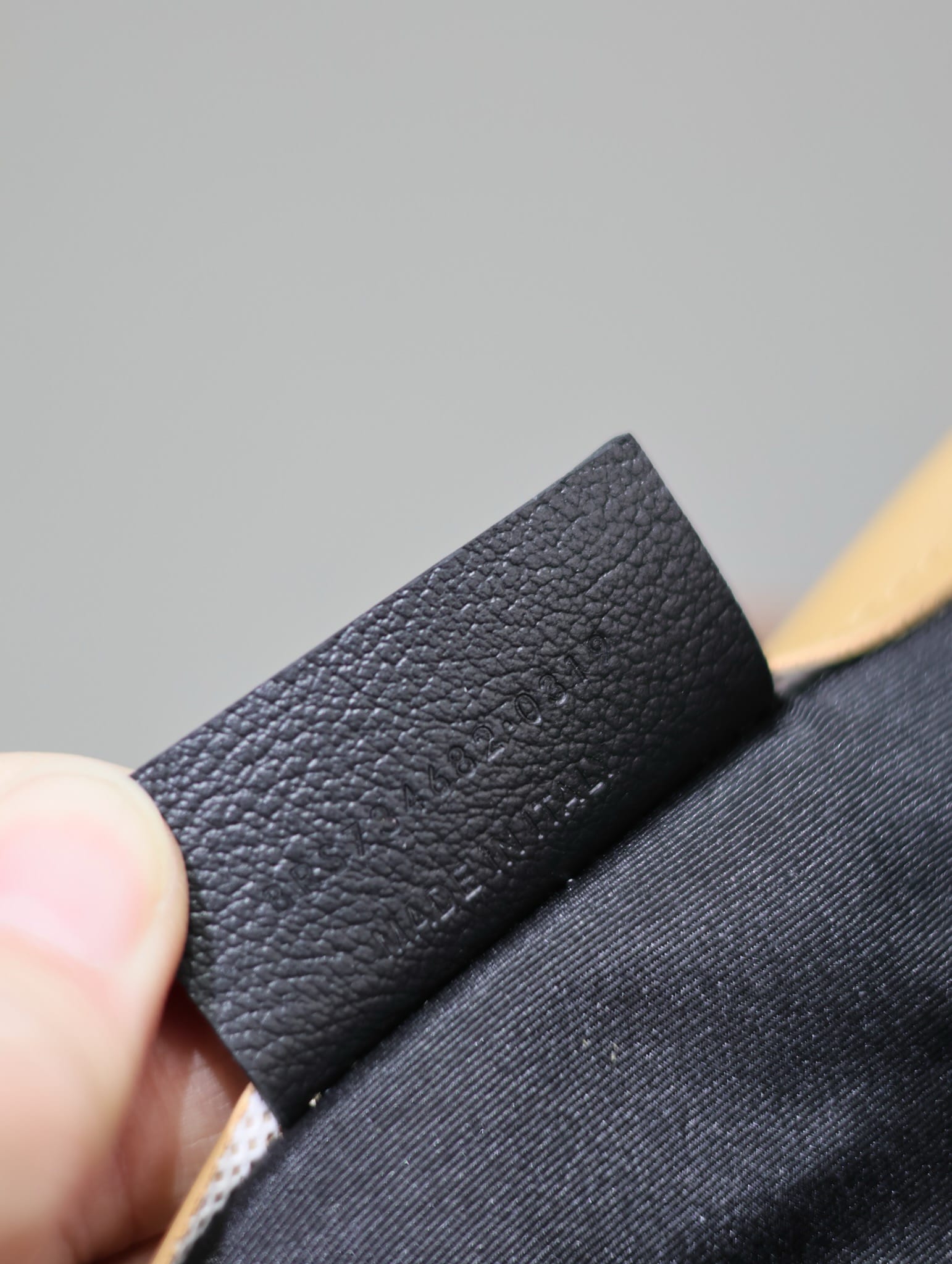 RIVE GAUCHE Saint Laurent 734682.3