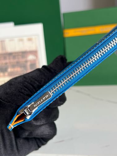 Insert Louise Goyard 3