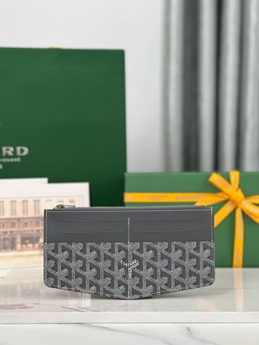 Insert Louise Goyard 6