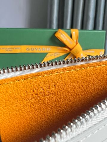 Insert Louise Goyard 7