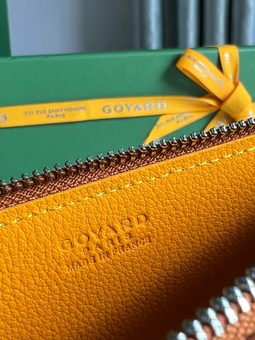 Insert Louise Goyard 8