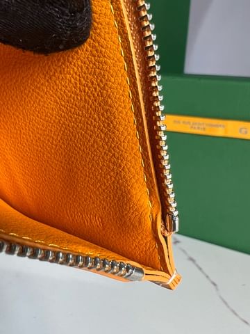 Insert Louise Goyard 10