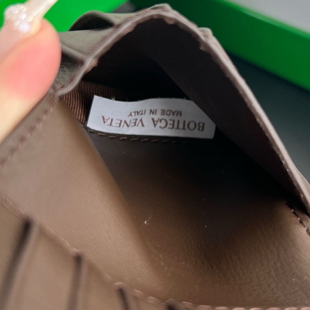 Wallet Bottega Veneta 743211.1