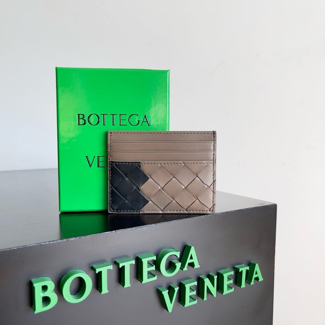 Cardholder Bottega Veneta 743209.1
