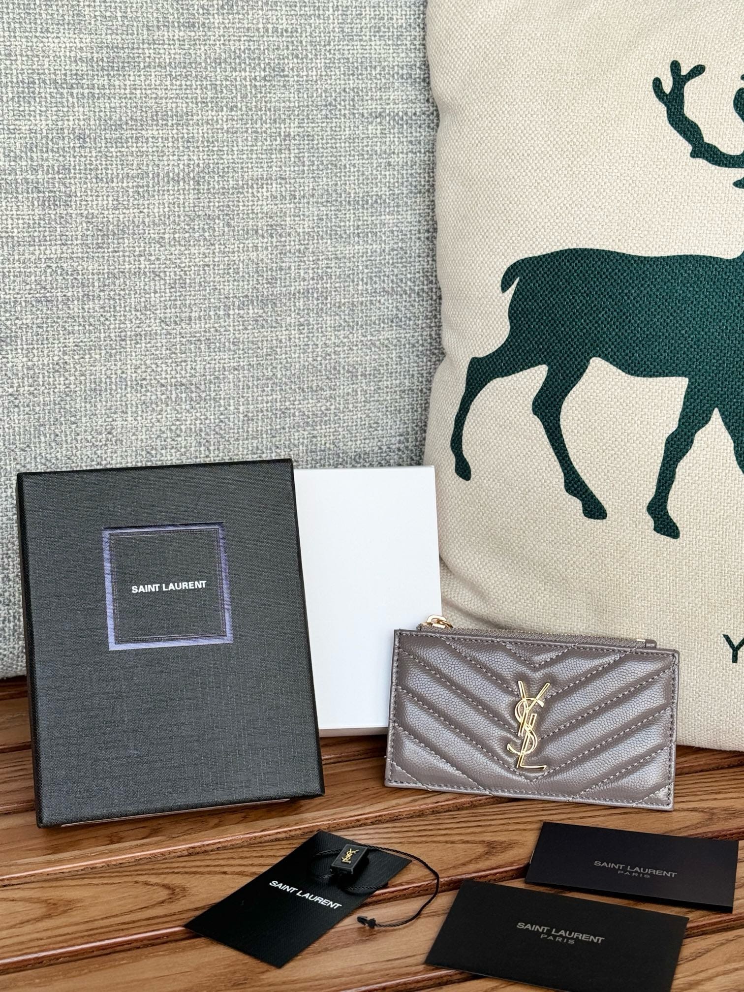 Cardholder Saint Laurent 607915.2