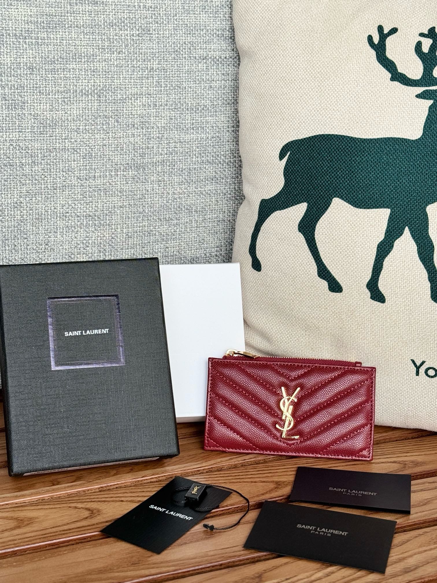 Cardholder Saint Laurent 607915.7