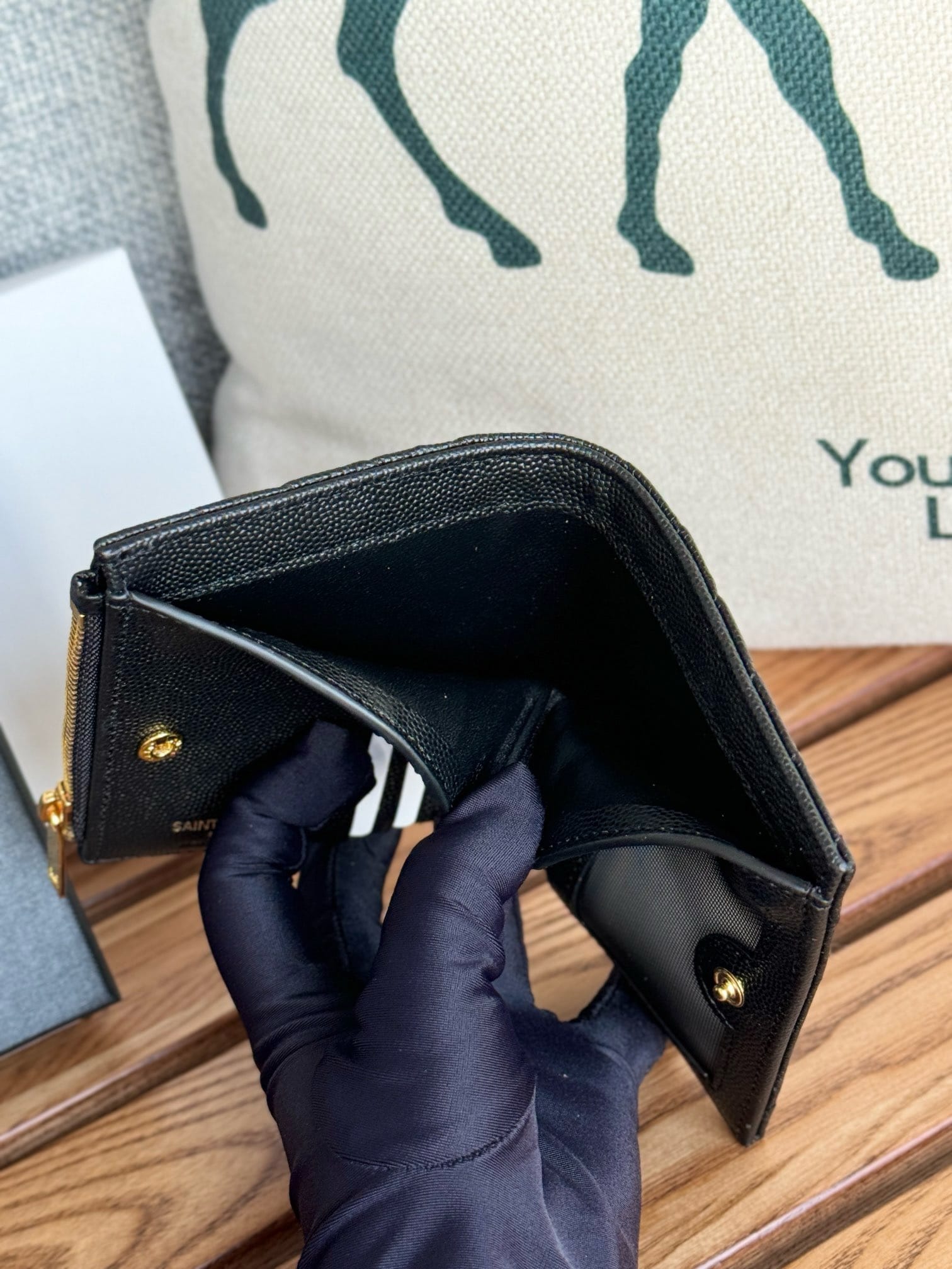 Wallet Saint Laurent 517045.12