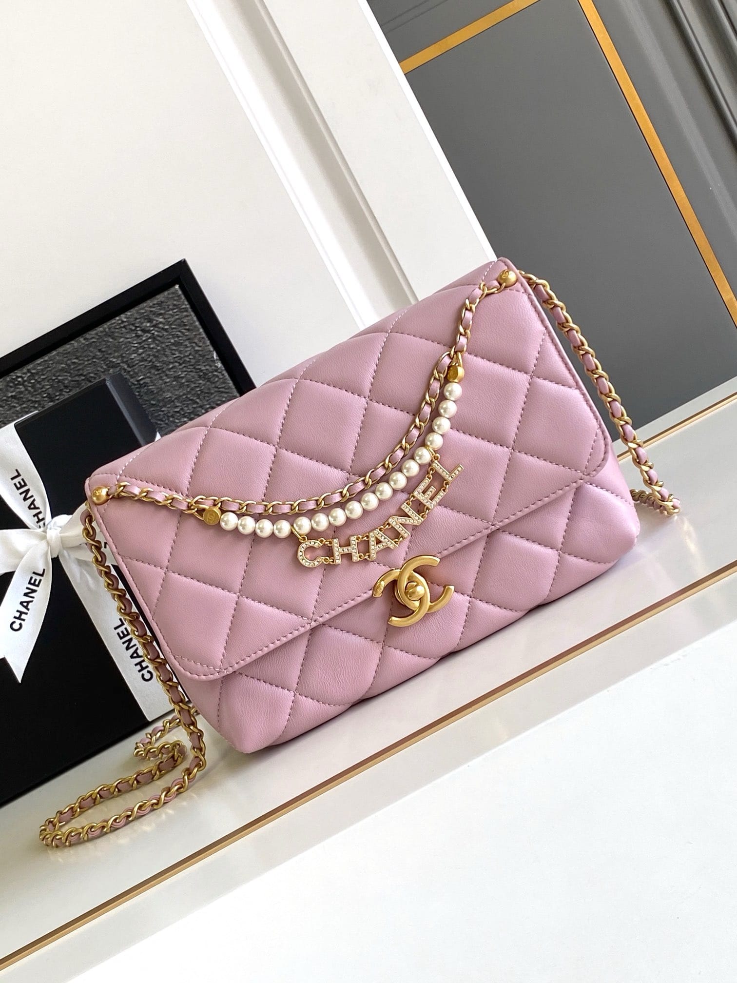 Small Flap bag Chanel AS4987.3