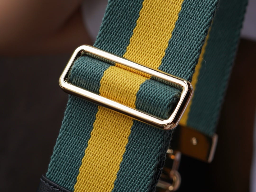 Attache Gucci 699409.2