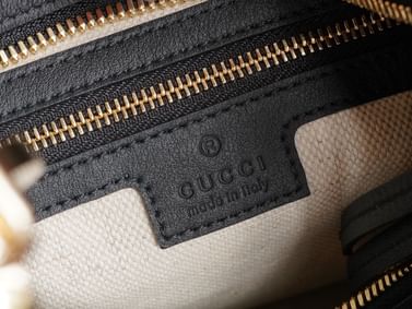 Attache Gucci 702823.3