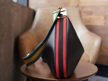 Attache Gucci 702823.3