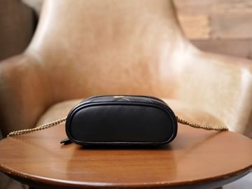 Marmont Vanity Gucci 699515