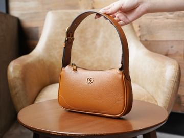 Aphrodite Gucci 739076.1