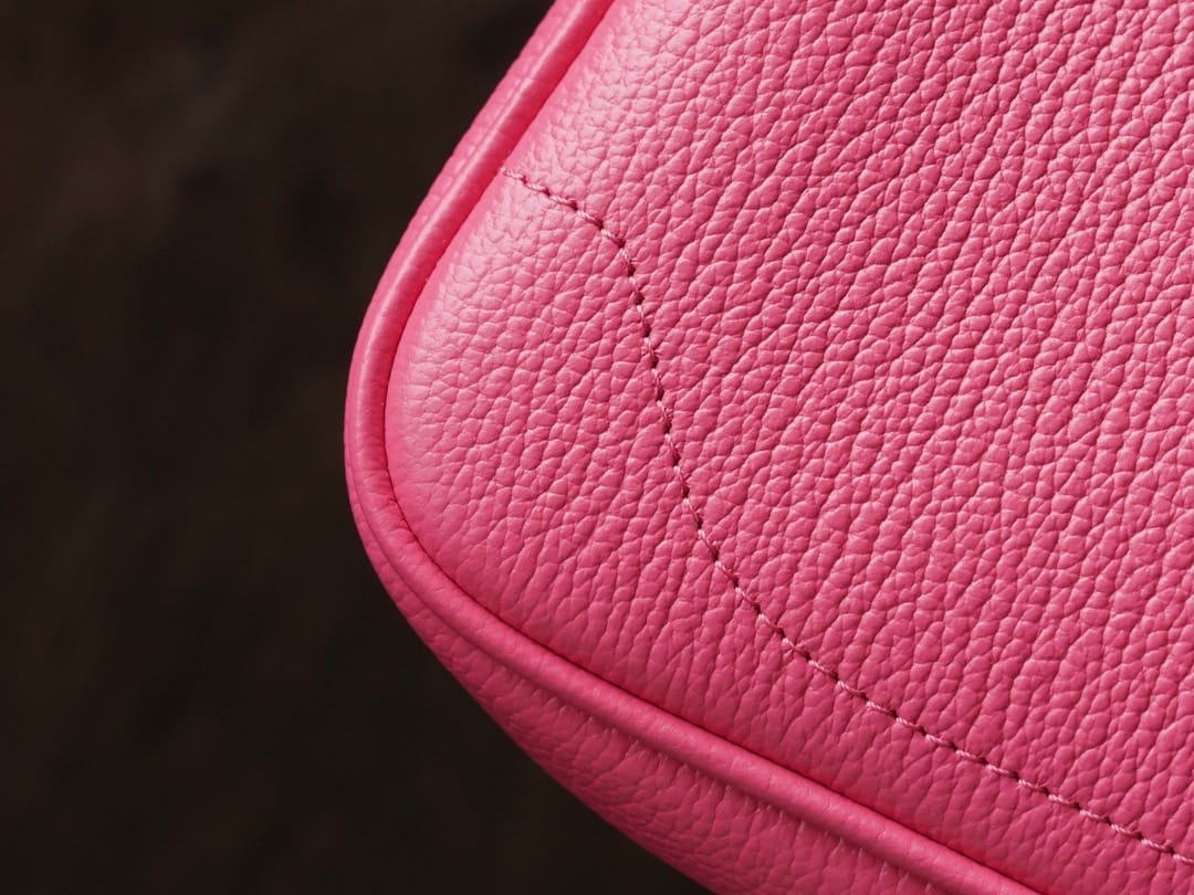 Aphrodite Gucci 739076.2