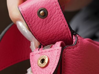 Aphrodite Gucci 739076.2