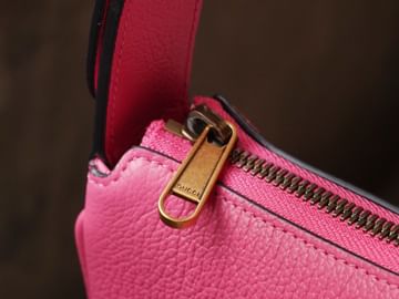 Aphrodite Gucci 739076.2