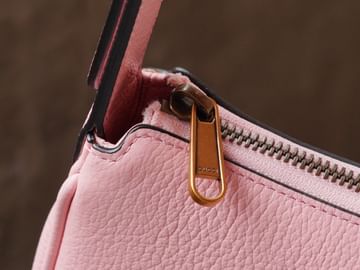 Aphrodite Gucci 739076.4